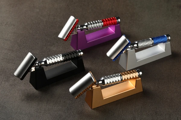 YAQI Wedge Colorful Men's Shaving Razor Holder - Stylish And Practical Grooming Accessory