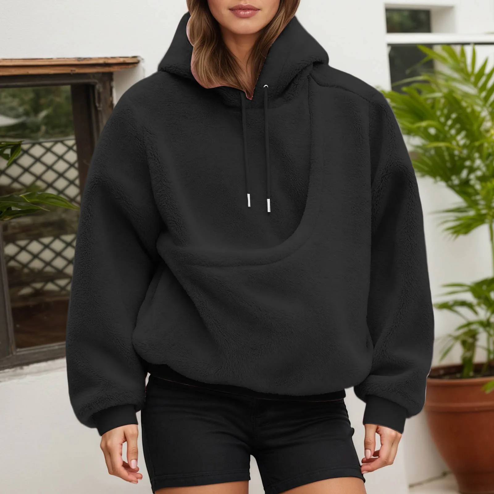 Pocket Style Pet In Plush Loose Fitting Hooded Sweatshirt for Men a nd Women New Fashion Solid Color Comforatble Hoodie 2025