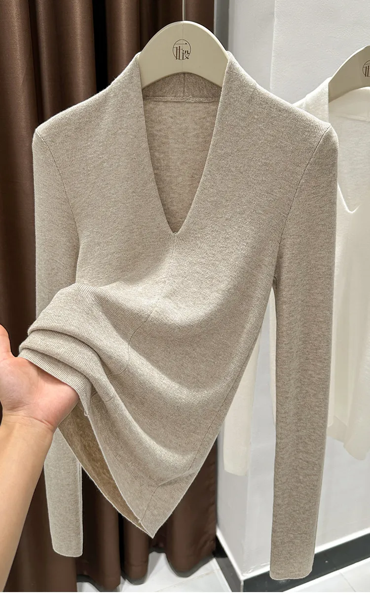 AOSSVIAO Autumn Winter Black V-Neck Women's Pullover Long Sleeve Slim Fit Soft Knit Sweater Soft Versatile Basic Layering Tops