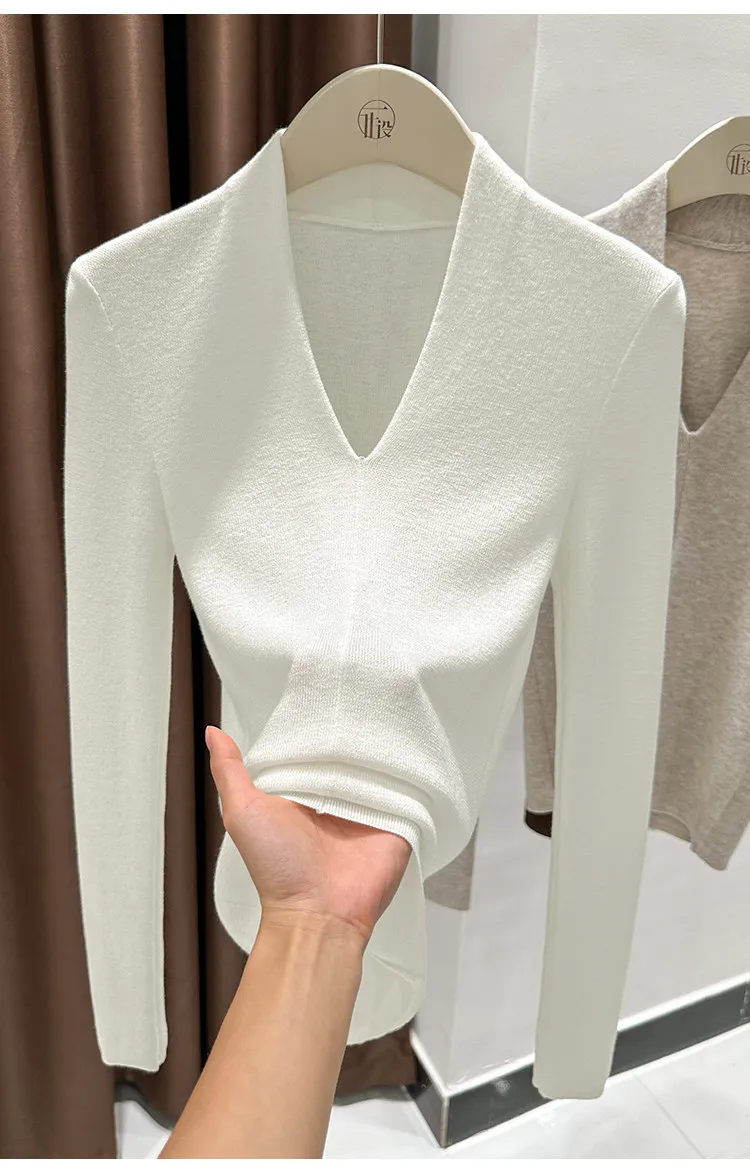 AOSSVIAO Autumn Winter Black V-Neck Women's Pullover Long Sleeve Slim Fit Soft Knit Sweater Soft Versatile Basic Layering Tops
