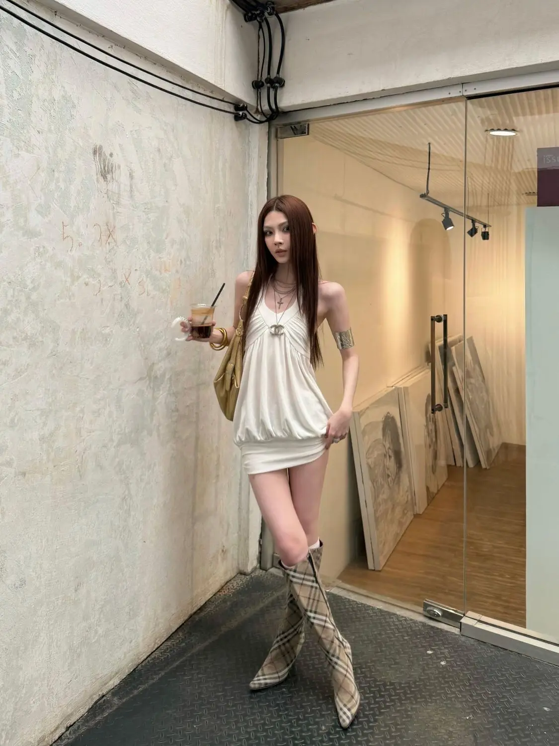 2026 Summer Sexy Hot Girl Multi Color Halter Backless Dress Women Pleated Design Bodycon Mini Dress Elegant Party Streetwear