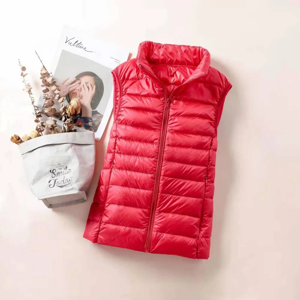 New 2026 Women Women Ultra Light Down Vests Slim Sleeveless Jacket Portable Girl Lightweight Windproof Waistcoat