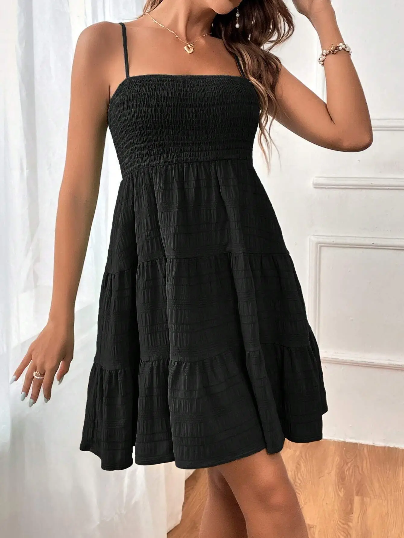 Women's Fashion Spaghetti Strap Smocked Bustier Mini Dress Blue Ruffled Tiered Swing Dress Summer Casual Vacation Beach Wear