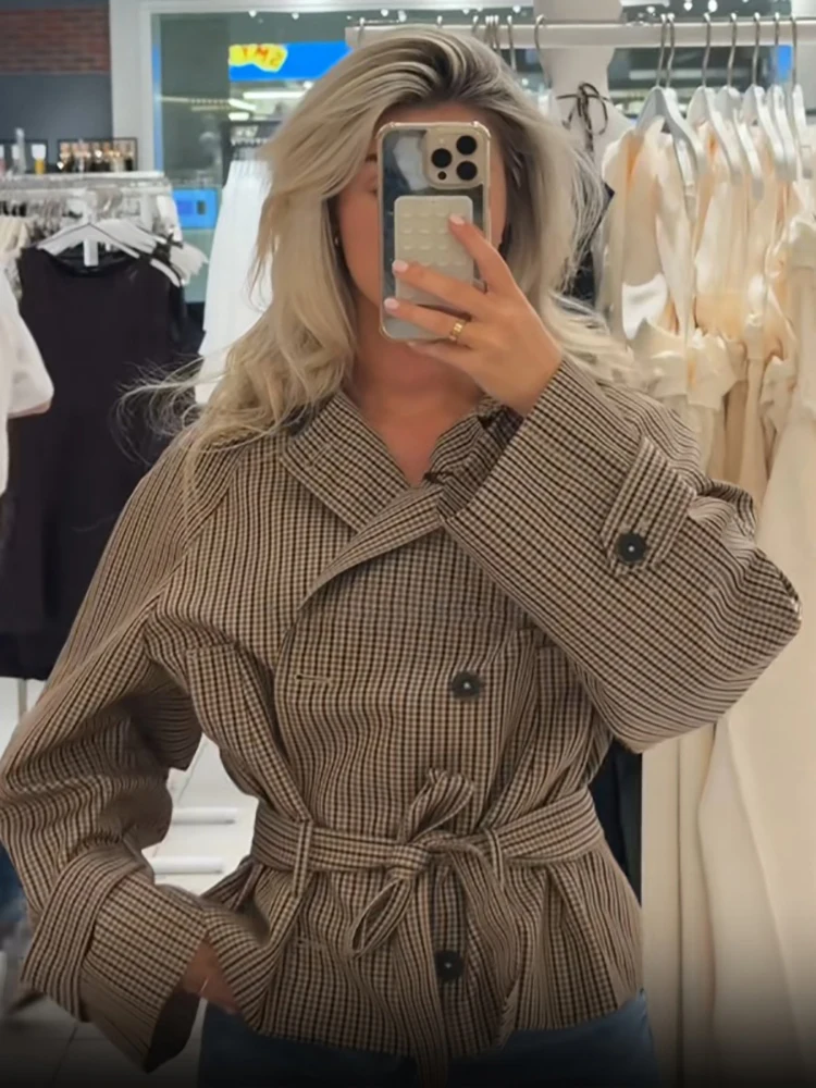Trendy Plaid Lapel Collar Short Trench Coat Double Breasted Button Belted Waist Coat Women Retro Autumn Daily Street Office Wear