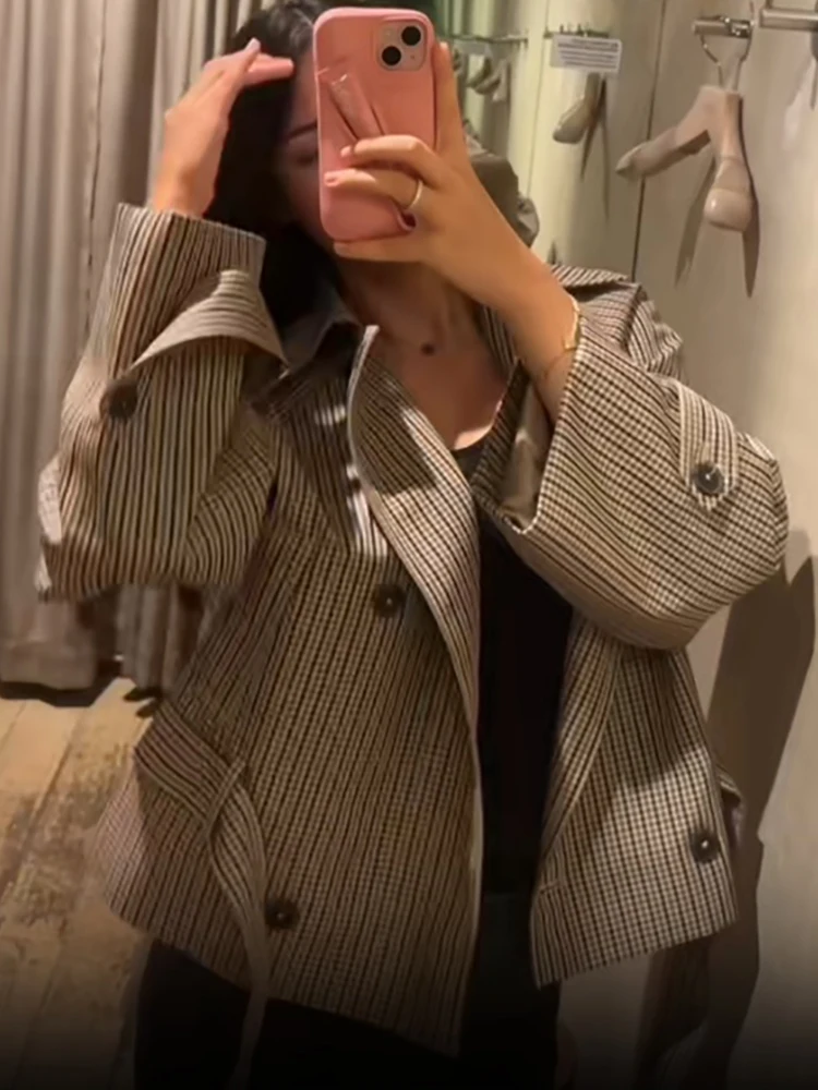 Trendy Plaid Lapel Collar Short Trench Coat Double Breasted Button Belted Waist Coat Women Retro Autumn Daily Street Office Wear