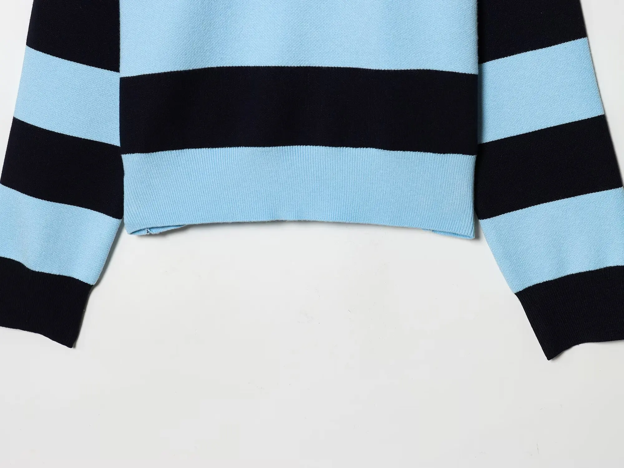 Autumn Women's 2026 New Knitted Striped Sweater Polo Neck Pullover Autumn Fashion Loose Elegant Warm Young Women Sweater Street