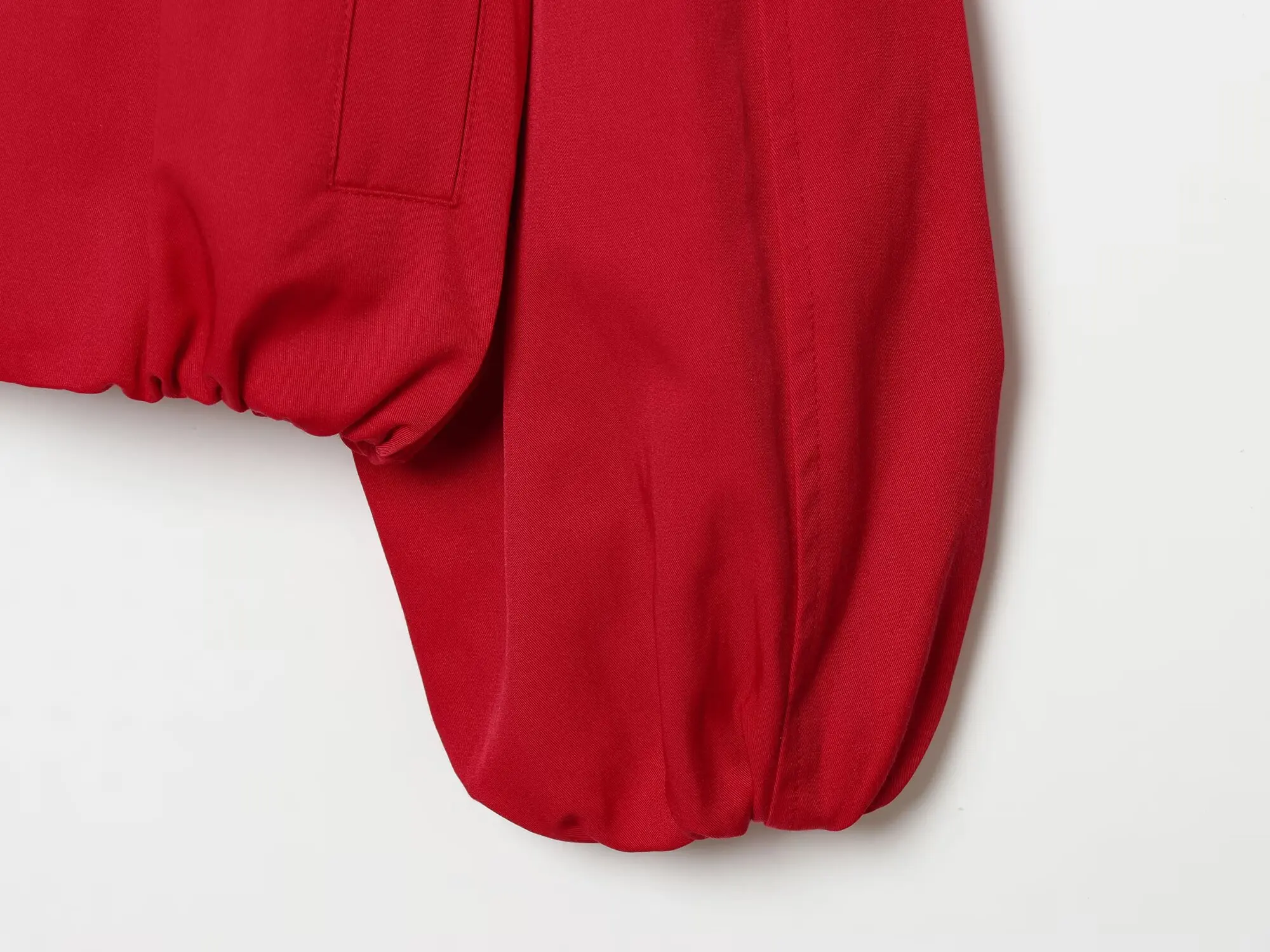 TFMLN Fashion Red Short Jacket For Women Loose Fit V Collar Long Sleeve Coat 2026 Spring Autumn Female Street Outerwear