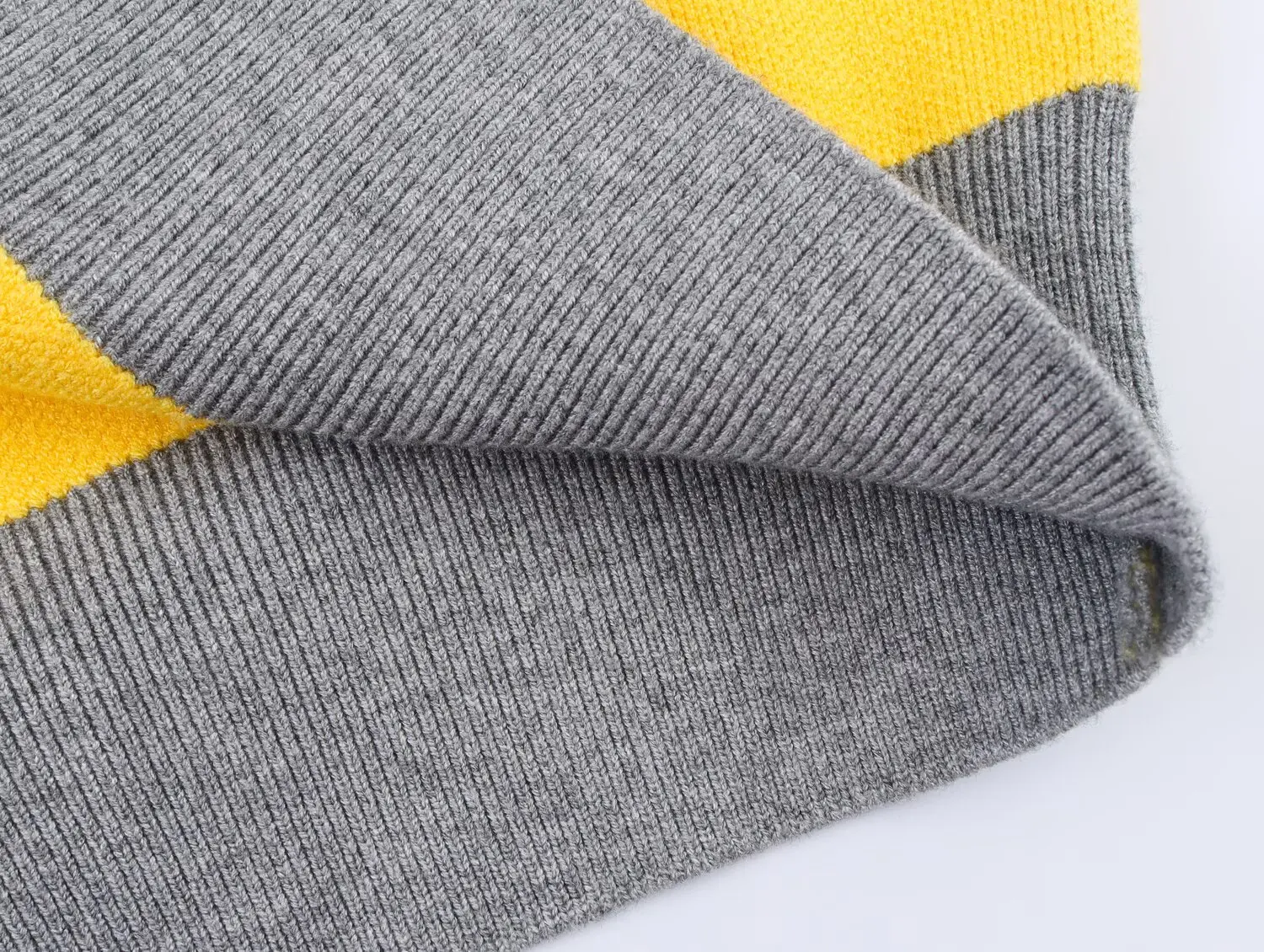 Nlzgmsj 2025 Autumn High Street Chic Women Striped Knitted Sweaters Women Full Sleeve Vintage Style Tops