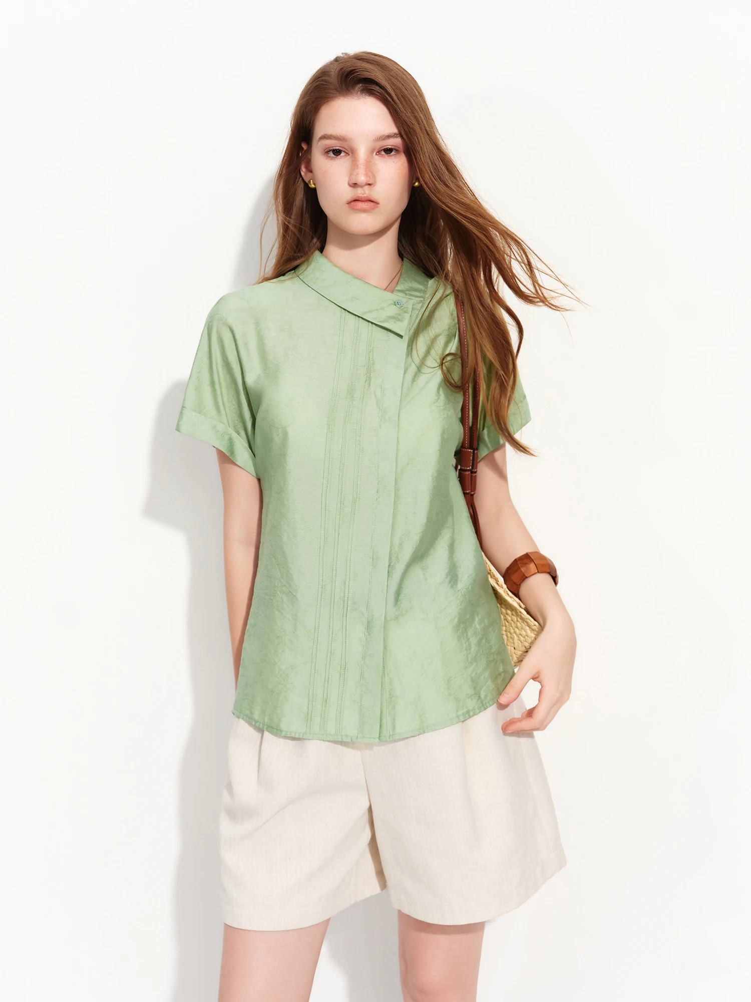 FSLE 2026 Summer Women‘s Asymmetric Drop Shoulder Blouse, Notched Collar Short Sleeve Shirt for Relaxed Designer Style Top