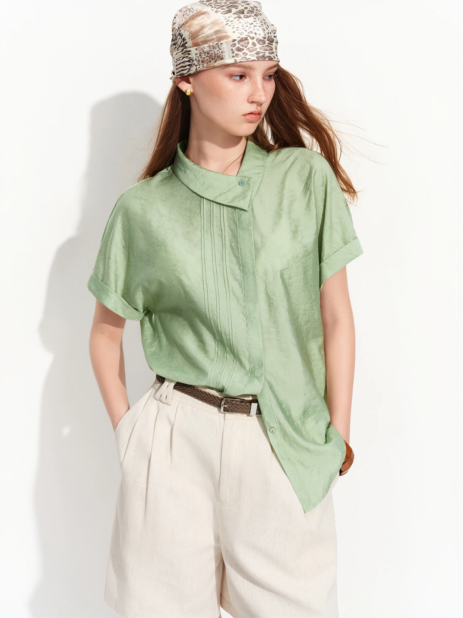 FSLE 2026 Summer Women‘s Asymmetric Drop Shoulder Blouse, Notched Collar Short Sleeve Shirt for Relaxed Designer Style Top