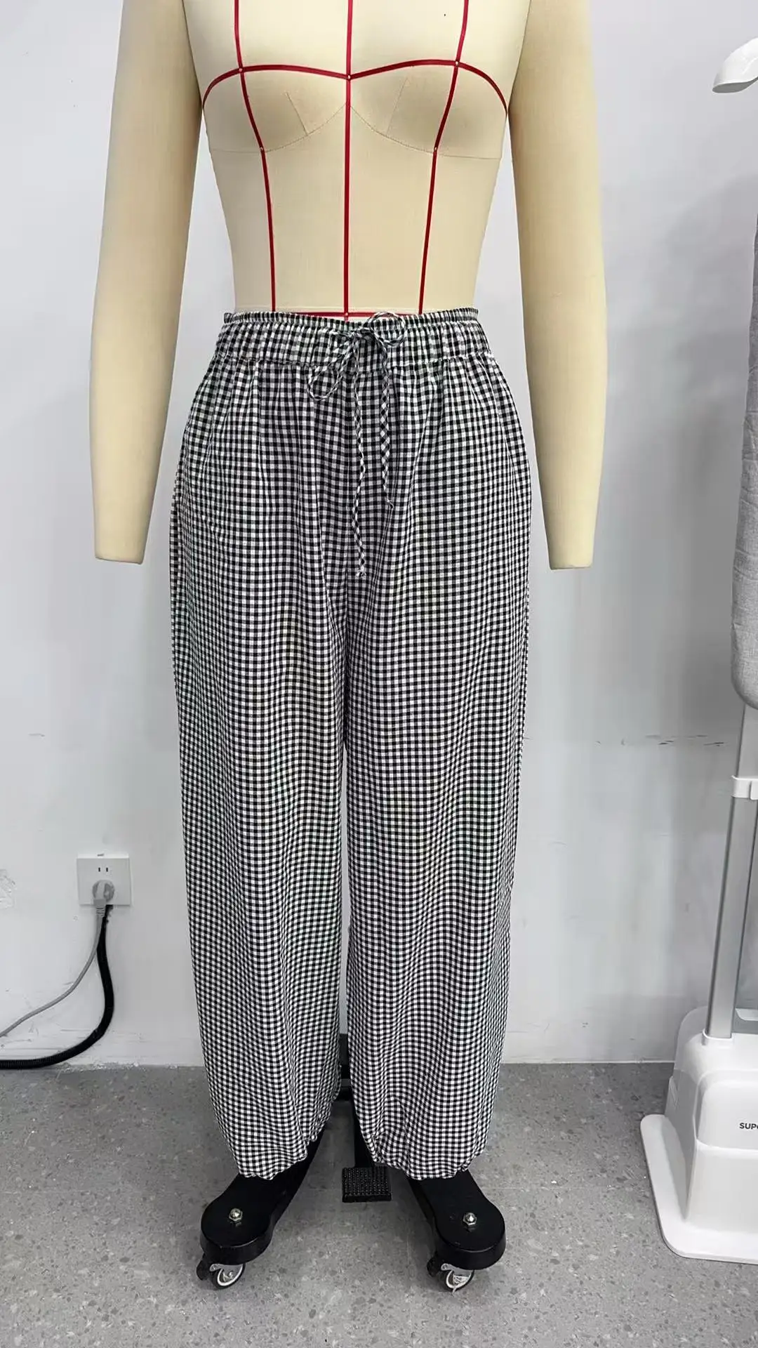 Women's Long Pants 2026 Summer New Style Red Plaid Drawstring Lantern Pants Long Pants Beach Vacation Casual Fashion