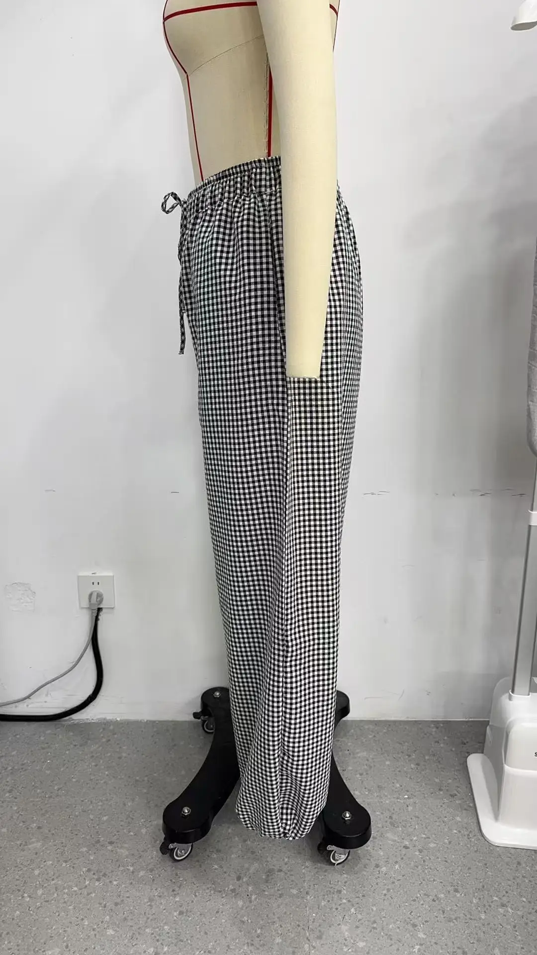Women's Long Pants 2026 Summer New Style Red Plaid Drawstring Lantern Pants Long Pants Beach Vacation Casual Fashion