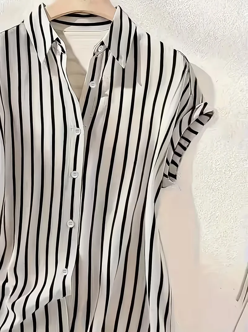 [Elegant Orientation] Summer Fashion Women's Striped Single-Breasted Collar Drop-Shoulder Short-Sleeve Shirt