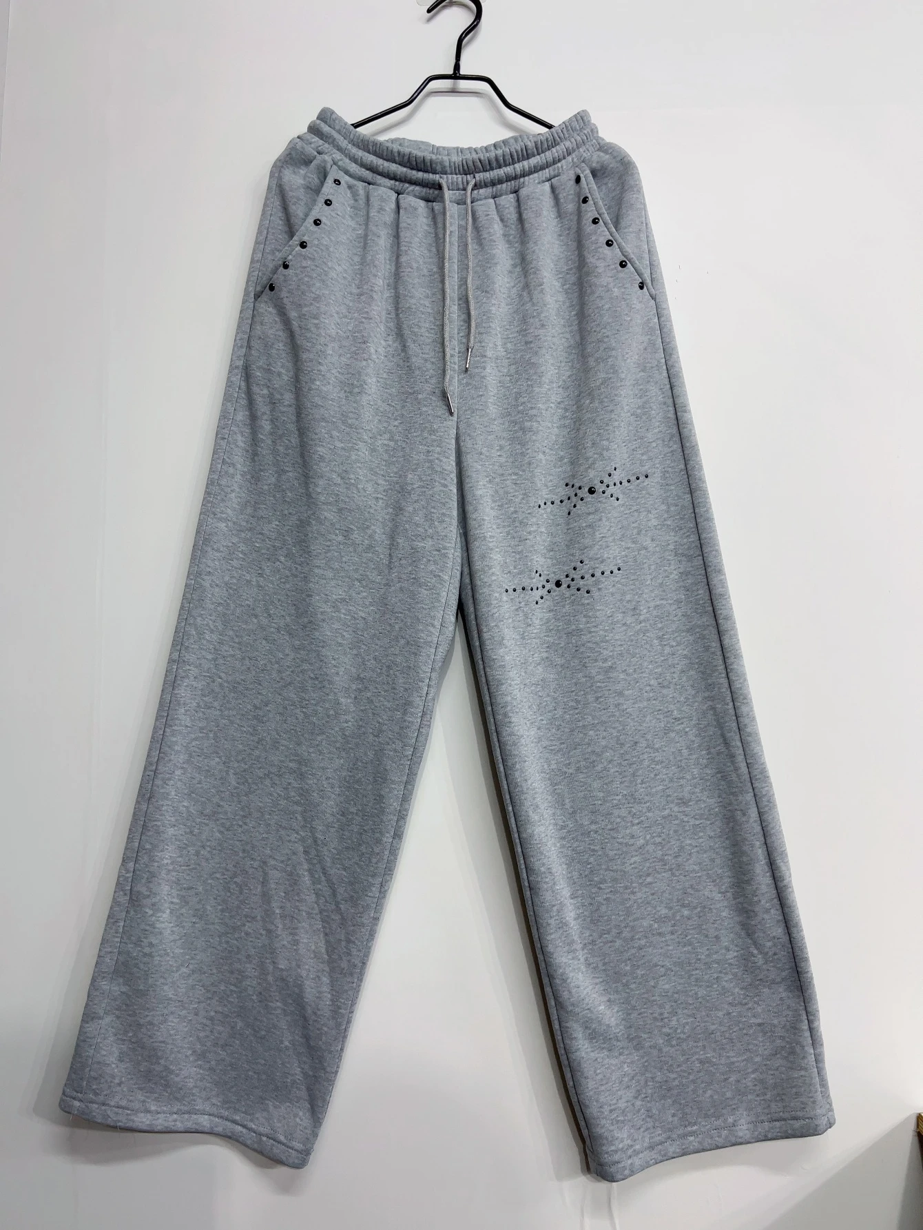 Y2K Women Korean Streetwear Wide Leg Sweatpants Baggy Oversized Rivet Pants Harajuku Grunge Joggers Trousers Acubi 2000s Clothes
