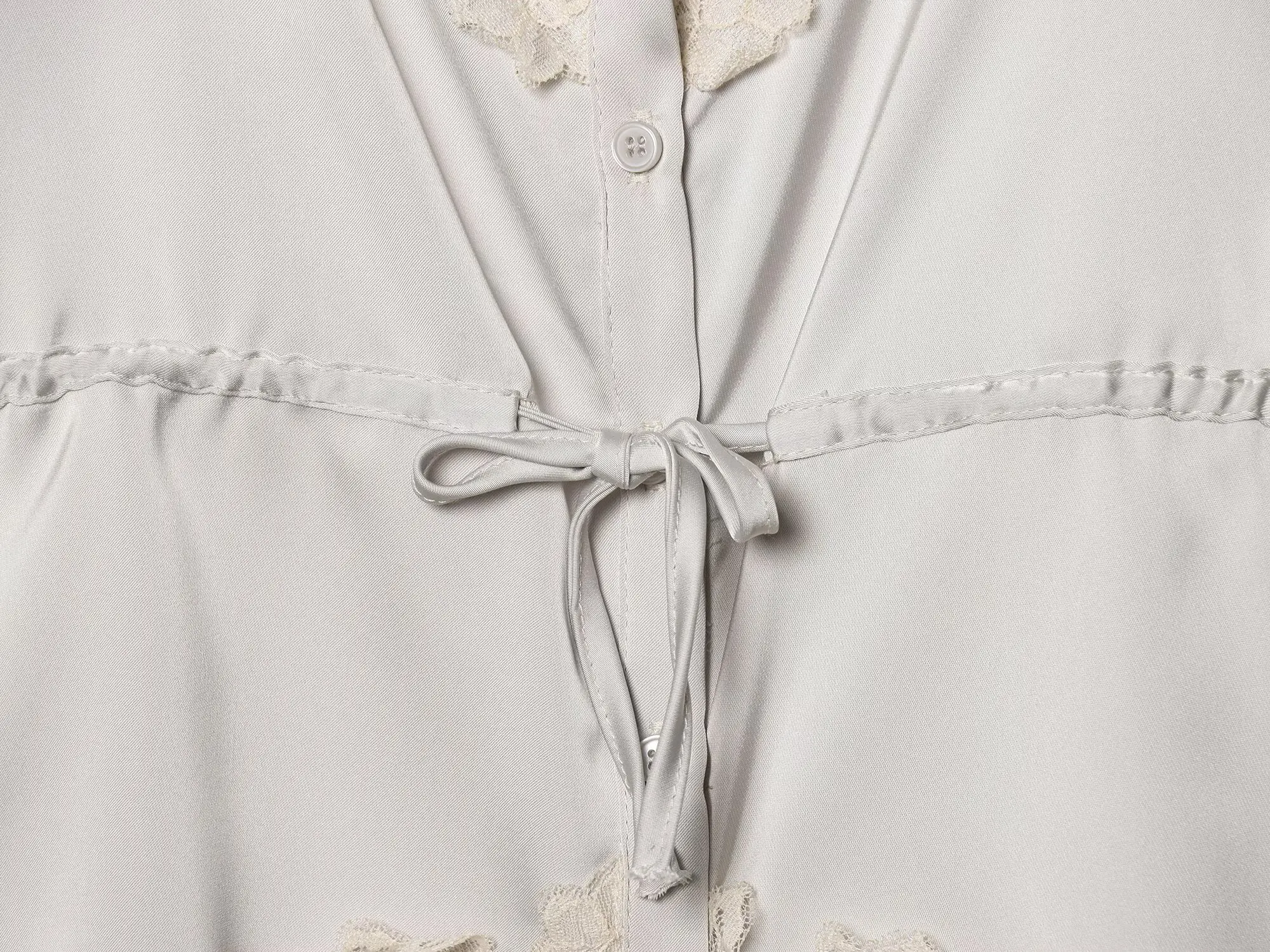 Lace-decorated satin-feel camisole crop top, flowing, sexy open back, 2026 summer new style, tie-waist, comfortable