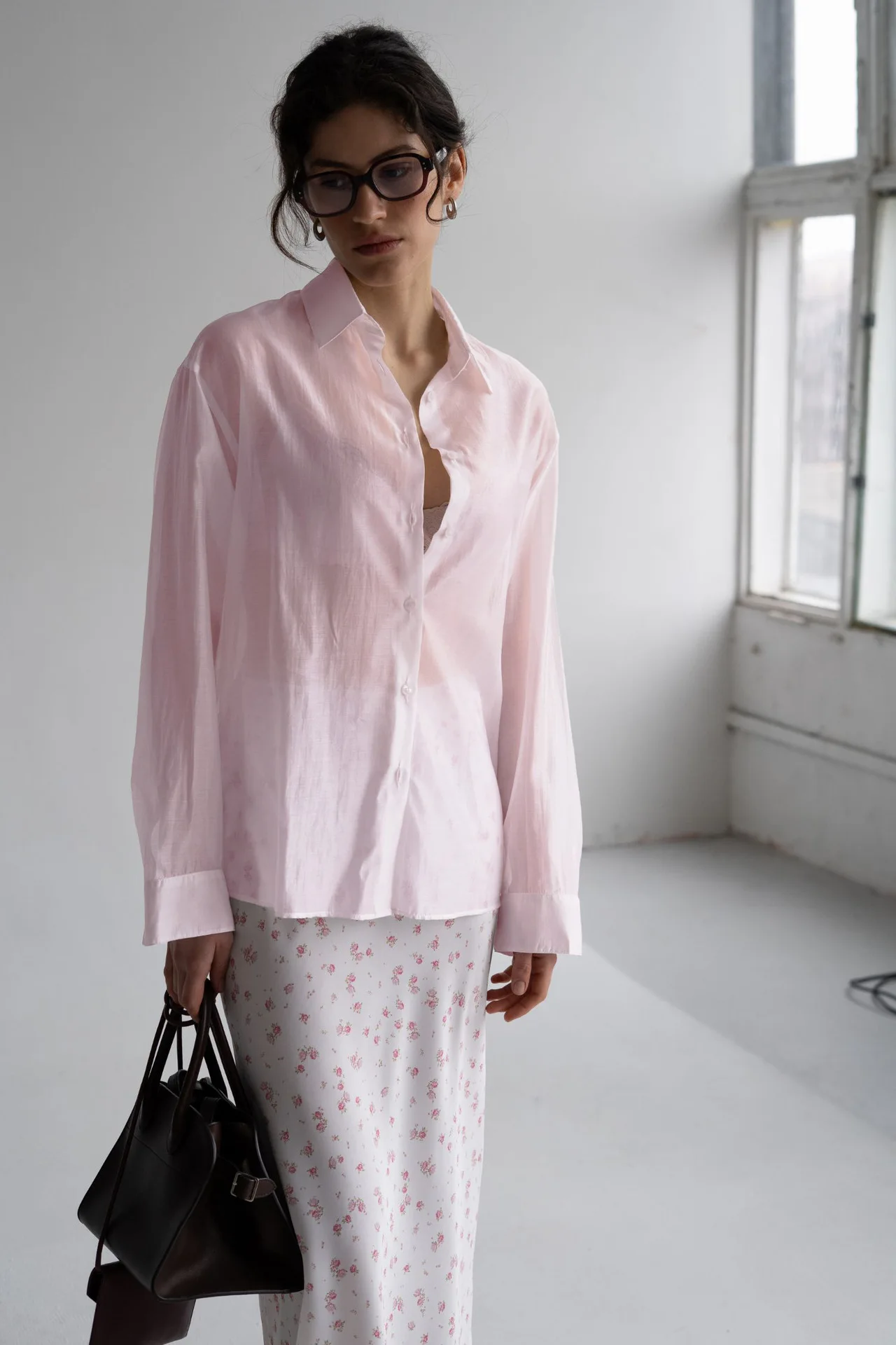 Llinar Semi-transparent Shirt Spring Autumn Women's Loose Shirt Office Lady Solid Color Versatile Top Long Sleeved Lyocell Shirt