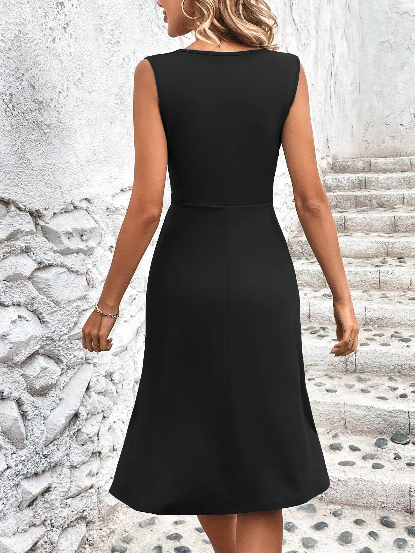 Women's Elegant V Neck Wrap Waist Midi Dress Sleeveless Solid Color Casual Flowy A-Line Summer Dresses