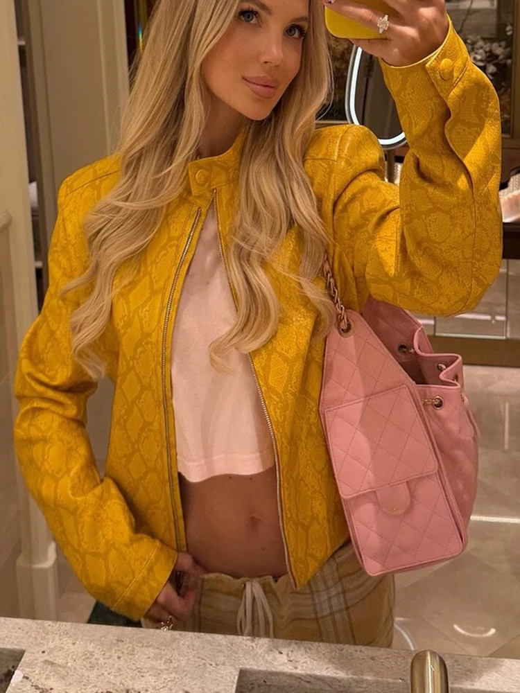 Women Slim Fit Snake Print Leather Jacket Stand Collar Zip Up Cropped Biker Coat Faux Leather Outerwear Y2k Vintage Streetwear
