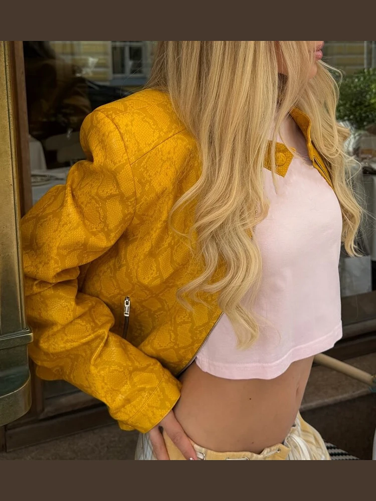 Women Slim Fit Snake Print Leather Jacket Stand Collar Zip Up Cropped Biker Coat Faux Leather Outerwear Y2k Vintage Streetwear