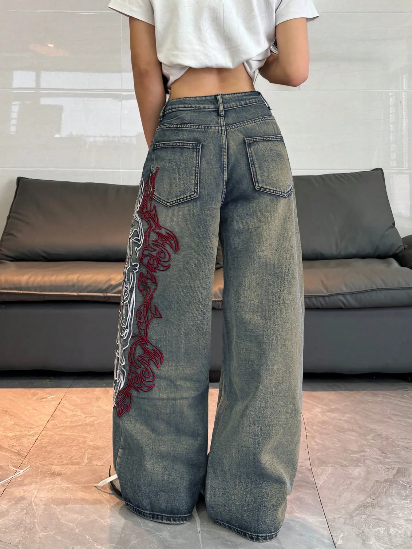 American Street Hot Item Women Vintage Mud Washed Wide Leg Jeans Abstract Side Embroidery High Waist Baggy Y2K Spicy Pants