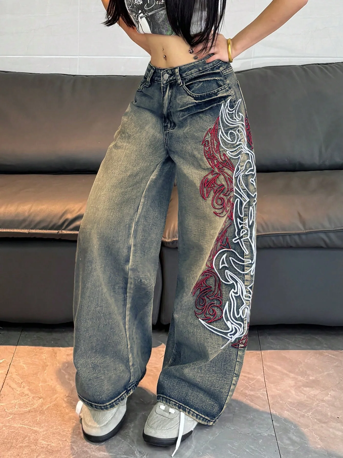 American Street Hot Item Women Vintage Mud Washed Wide Leg Jeans Abstract Side Embroidery High Waist Baggy Y2K Spicy Pants
