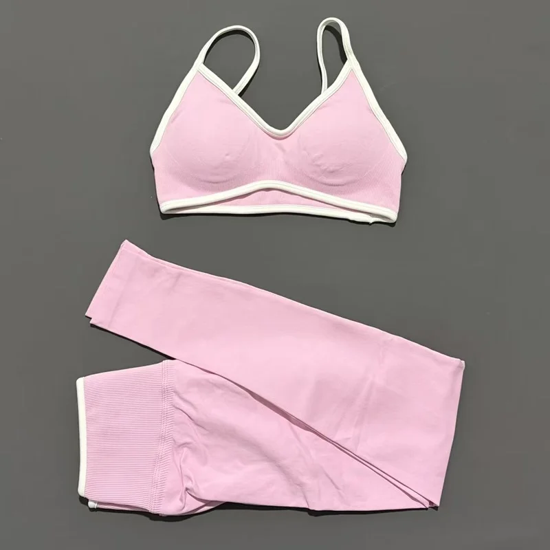 HISTELLO 2 Piece Yoga Fitness Set Women's Seamless Ignite Sculpt Scrunch Leggings Strappy Halter Bra Gym Sports Fitness Outfit