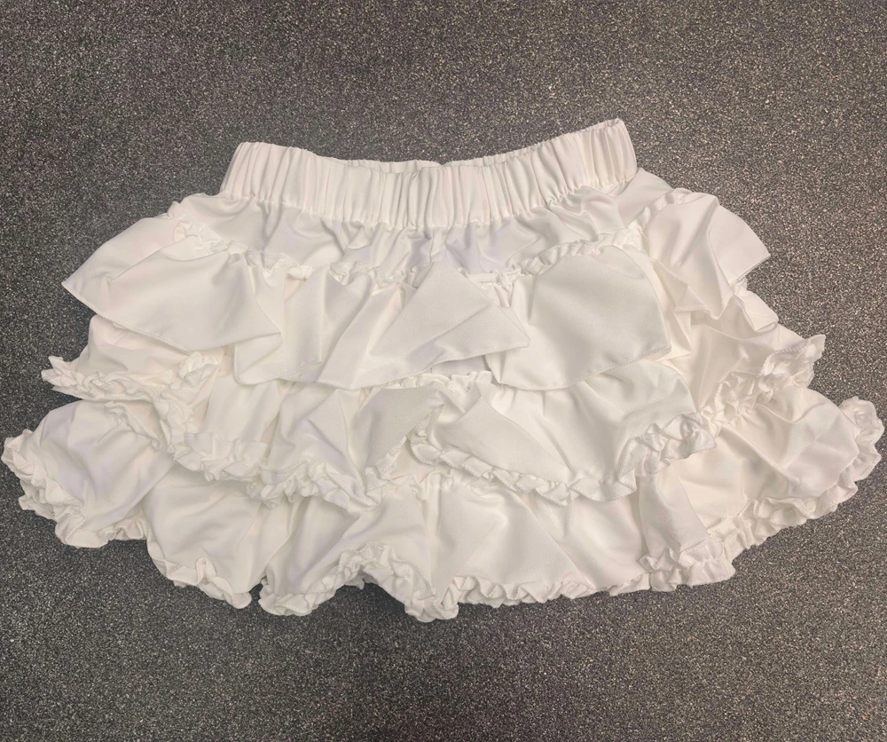 Women Mini Skirts Tiered Ruffles Lolita Built-in Shorts Kawaii Sukapan Skort Gothic Punk Coquette Y2K E-girl Black Lace Gown