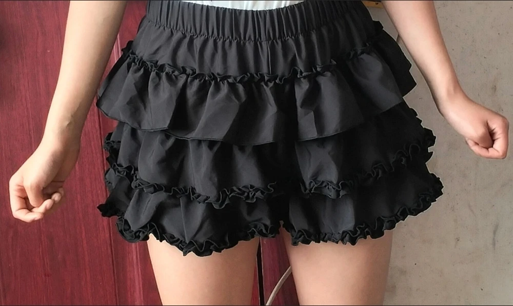 Women Mini Skirts Tiered Ruffles Lolita Built-in Shorts Kawaii Sukapan Skort Gothic Punk Coquette Y2K E-girl Black Lace Gown