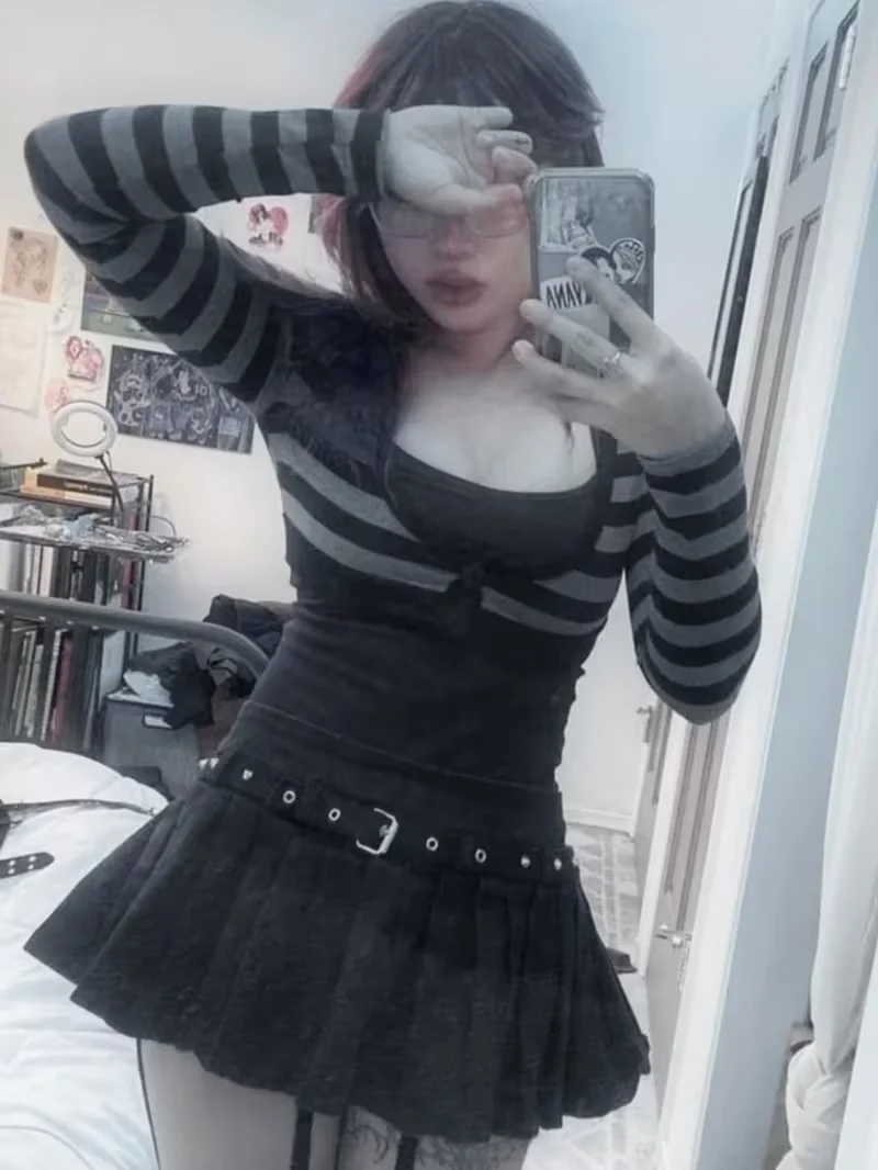 Y2k Emo Women Streetwear Acubi Fairycore Tops Stripe Long Sleeve Aesthetics Graphic Tshirt Goth Grunge T-shirt 2000s Alt Clothes