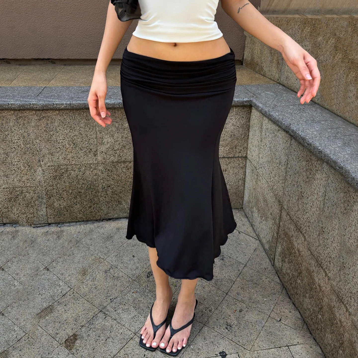 SUCHCUTE Basic Solid Folds Low-Waisted Midi Skirts Chic Black Slim Skirts Lady Party Bottoms Summer All match Clothes Coquette