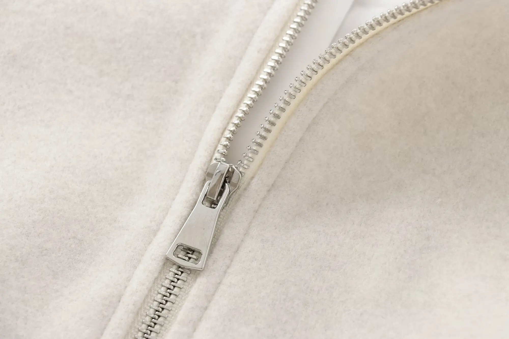 MUJER Fleece Bomber Jackets for Women Soft Zipper Woman's Sports Jacket Casual Cropped Jacket Women Long Sleeve Coats Outerwears