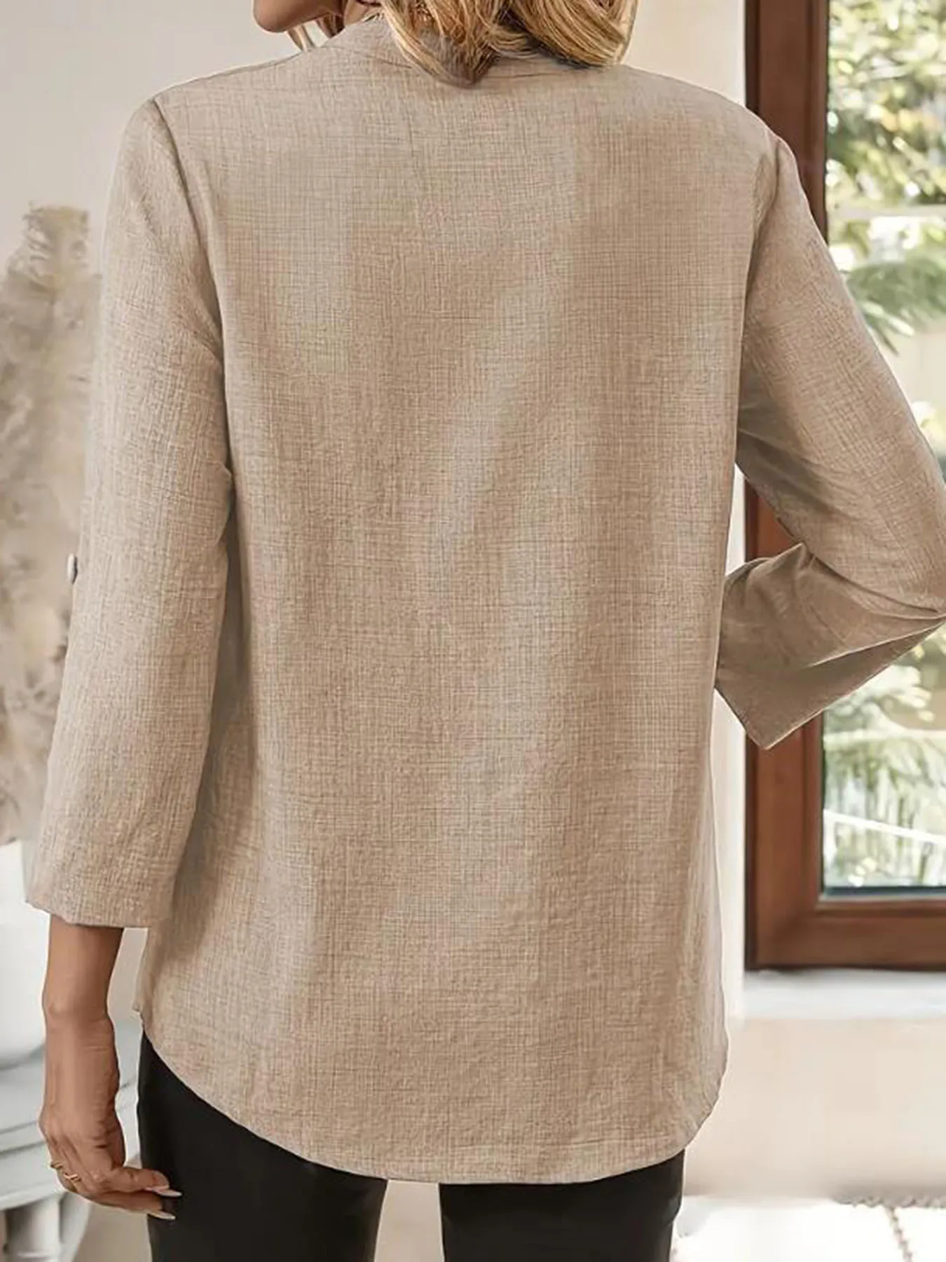 Women's Spring and Summer Fashion Loose Casual Shirt  Retro V-Neck Solid Color Blouse  Elegant Top for Young Women