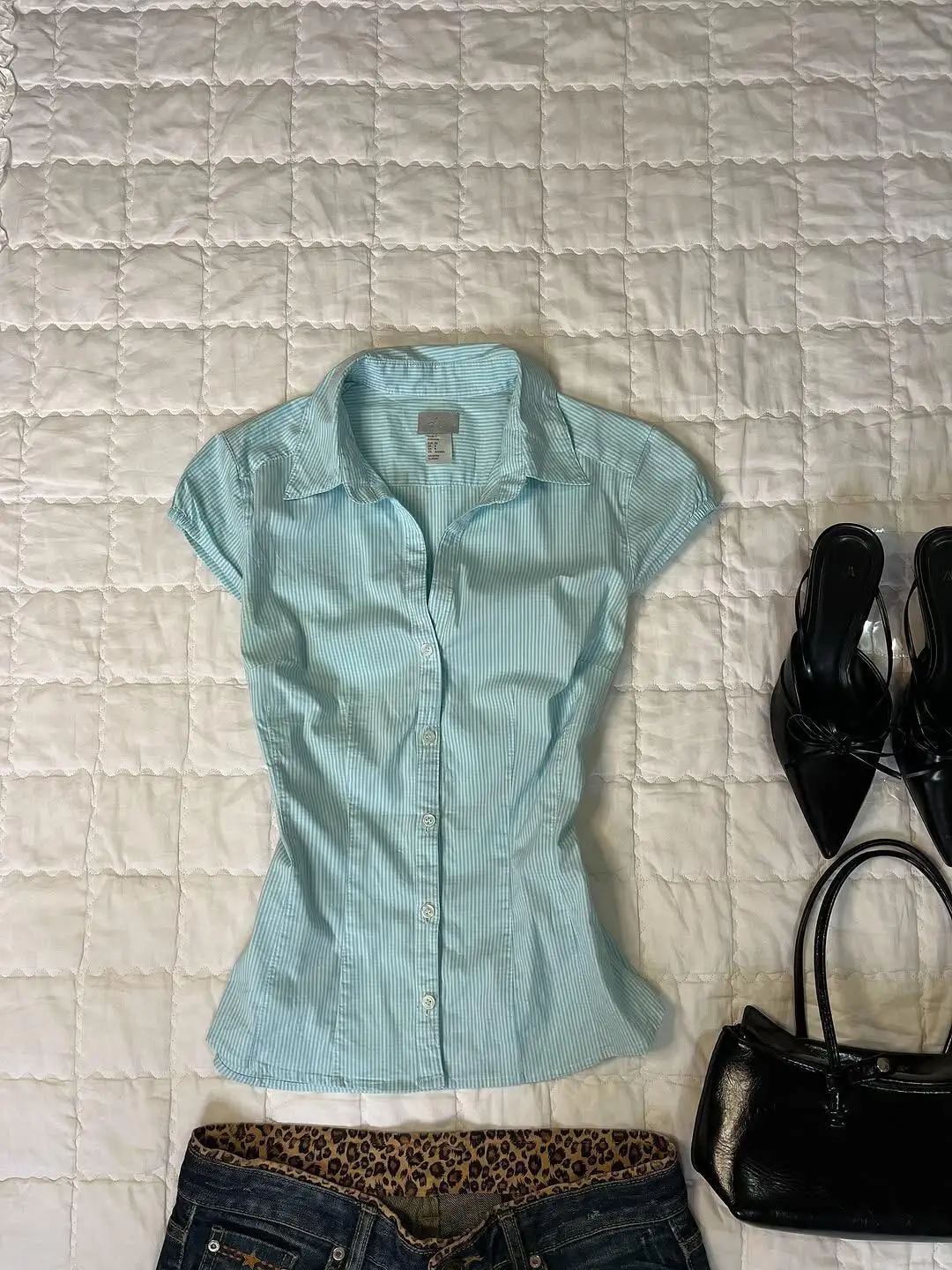 Vintage Slim T-shirt Y2k Short Sleeves Crop Top Punk Goth Basics Button 2000s Hot Girl Korea Harajuku Women Emo Tee Summer Chic