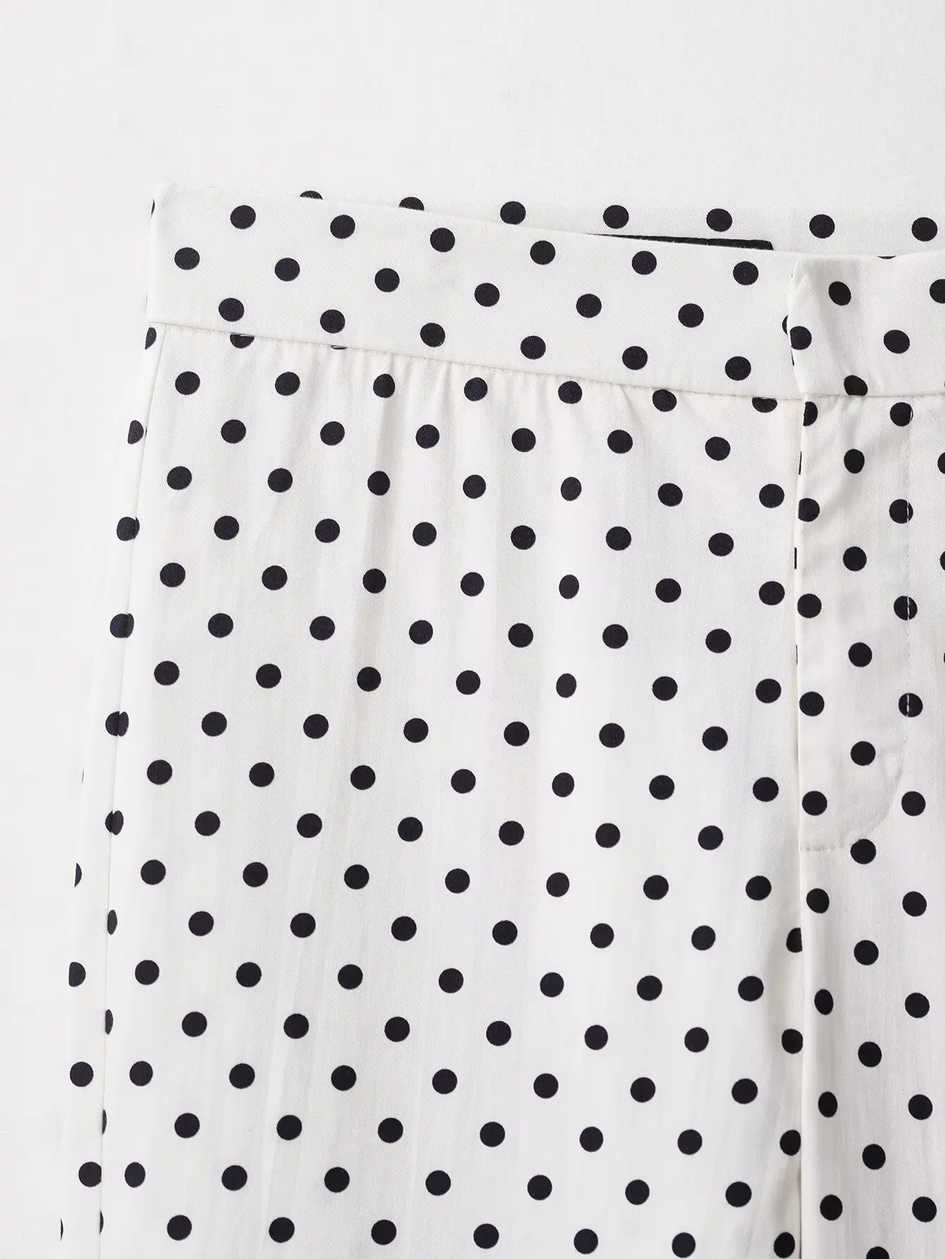 HH Woman Autumn Long Sleeves Turtleneck Zipper With Pockets Drawstring Casual Coats Women Fashion Polka Dot Printed Jacket