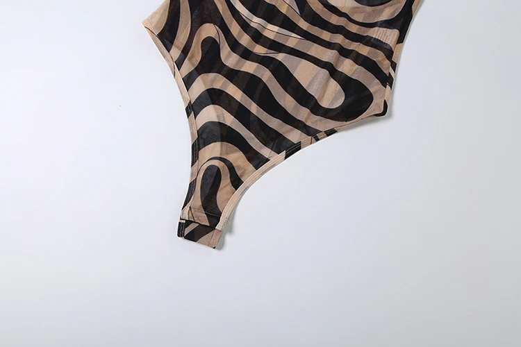 Weird Puss Wavy Pattern Print 2 Piece Set Woman Skew Collar Backless Tank Tops+Ruffles Edge Design Mini Shorts Sexy Fashion Suit