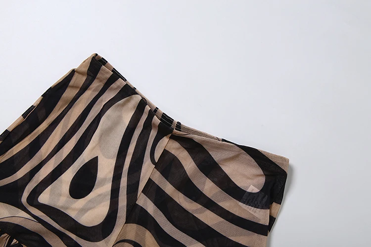 Weird Puss Wavy Pattern Print 2 Piece Set Woman Skew Collar Backless Tank Tops+Ruffles Edge Design Mini Shorts Sexy Fashion Suit