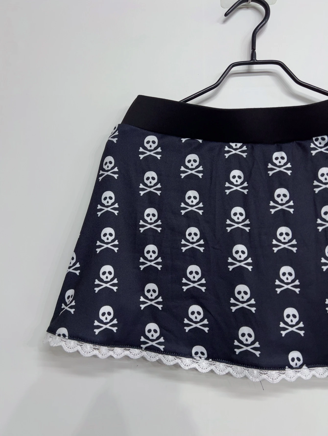 Emo Women Summer Y2K Sexy Goth Skull Print Mini Short Skirt Lace Trim Low Waist Aesthetic Acubi Punk A-line 2000s Alt Clothes