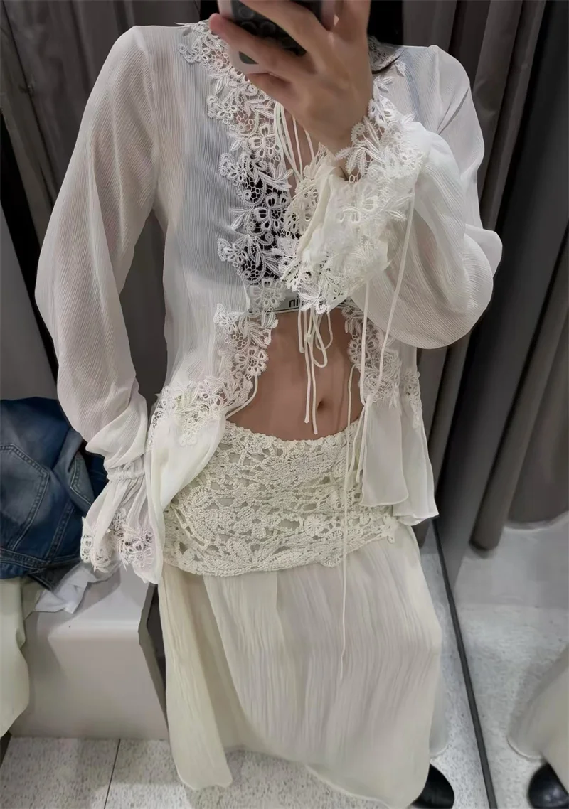 Guobioziy 2026 Women's Shirt Fall New Beige Long-Sleeve Sheer Lace Patchwork Lightweight Romantic Fashionable Unique Flowing