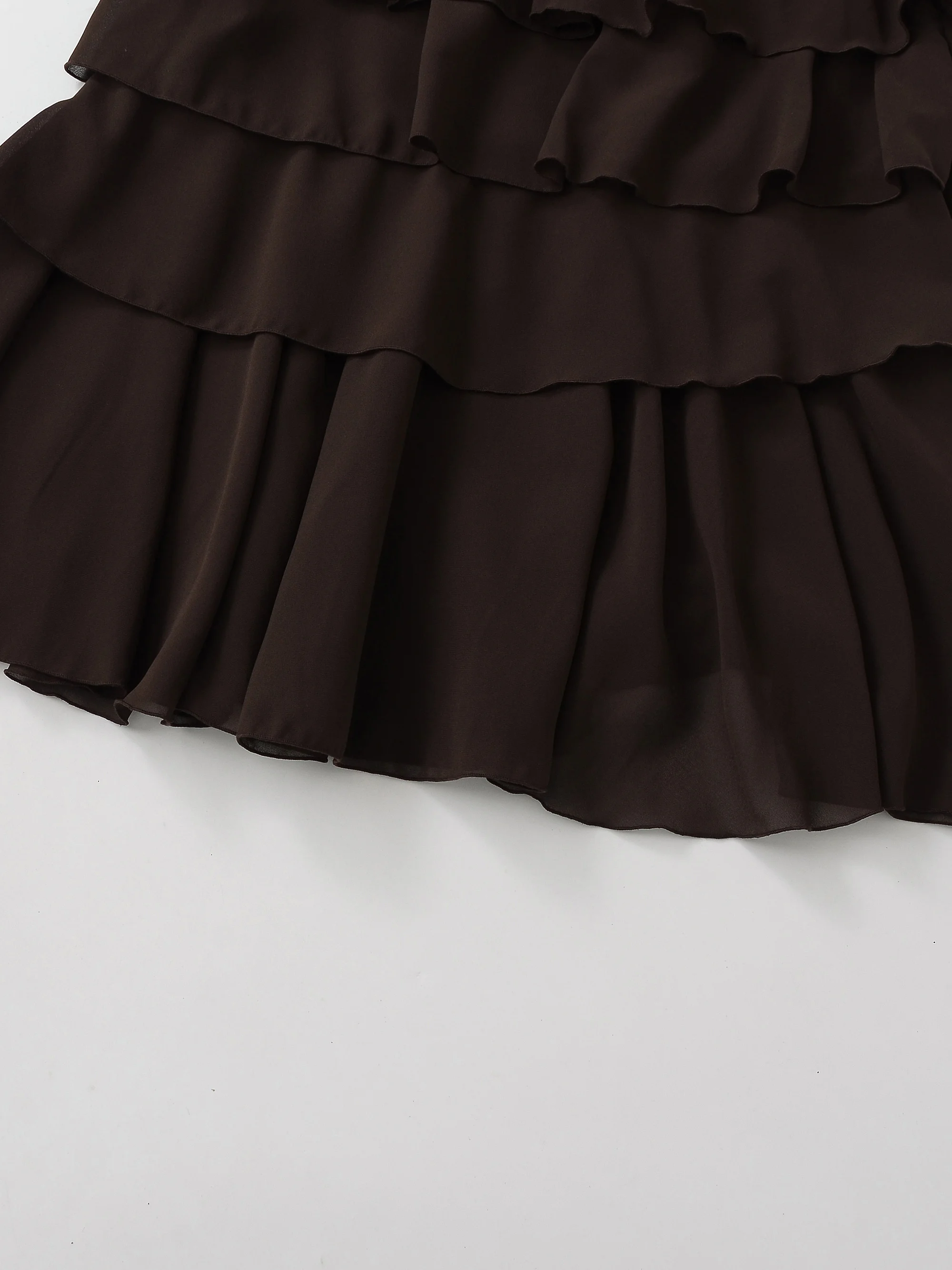 Vintage Tiered Brown Party Commute Modern High Street Long Skirt Elegant Streetwear Fashion 2026 Spring Female Skirt