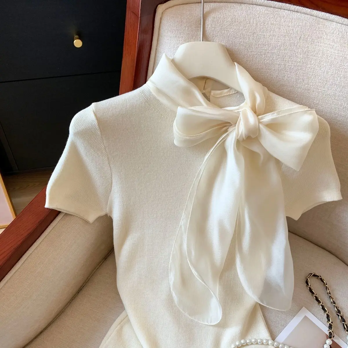 Knit Summer Short Sleeve Tee Women Elegant Luxury Bow Tied T Shirt Korean Sweet Work Wear Basic Plain Shirt Slim Fitted Pullover