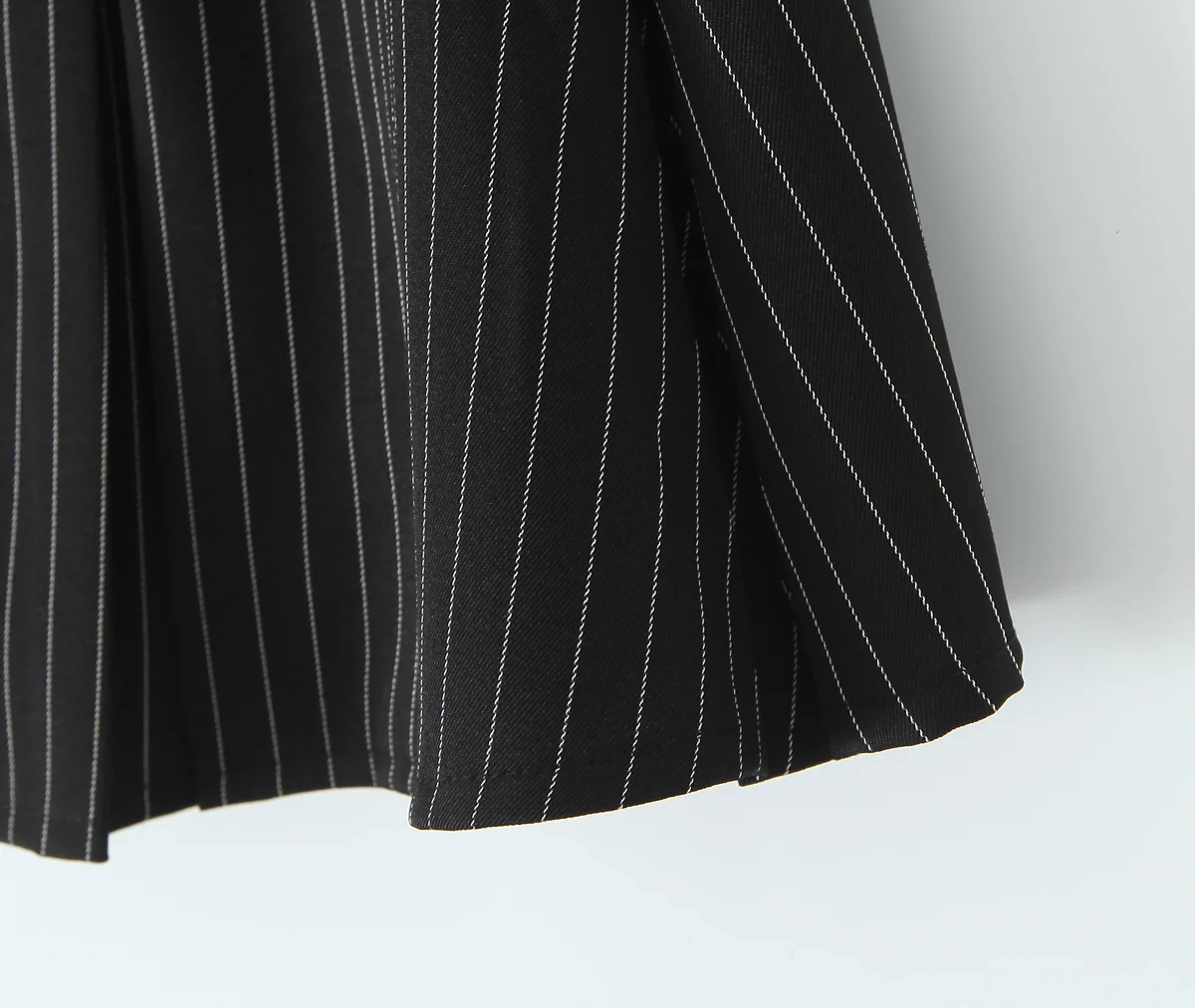 Black Striped Bow Ruched Chest Hook Buttons Crop Top Women Low Waist Package Hips Pleated Mini Skirt Suits 2 Pieces 1 Set