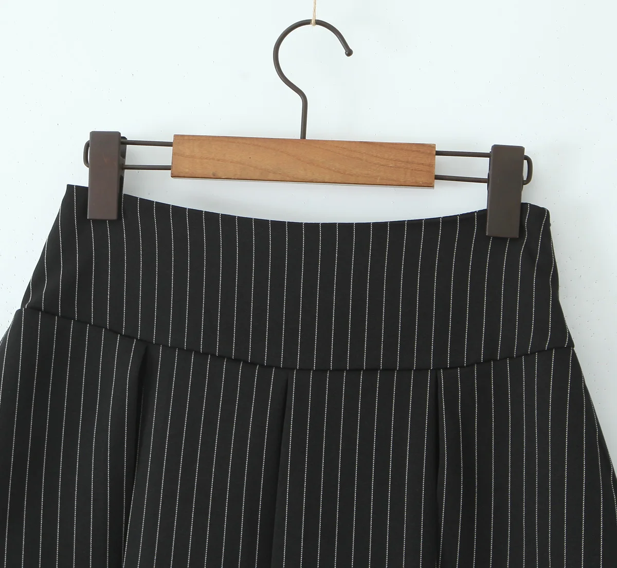 Black Striped Bow Ruched Chest Hook Buttons Crop Top Women Low Waist Package Hips Pleated Mini Skirt Suits 2 Pieces 1 Set