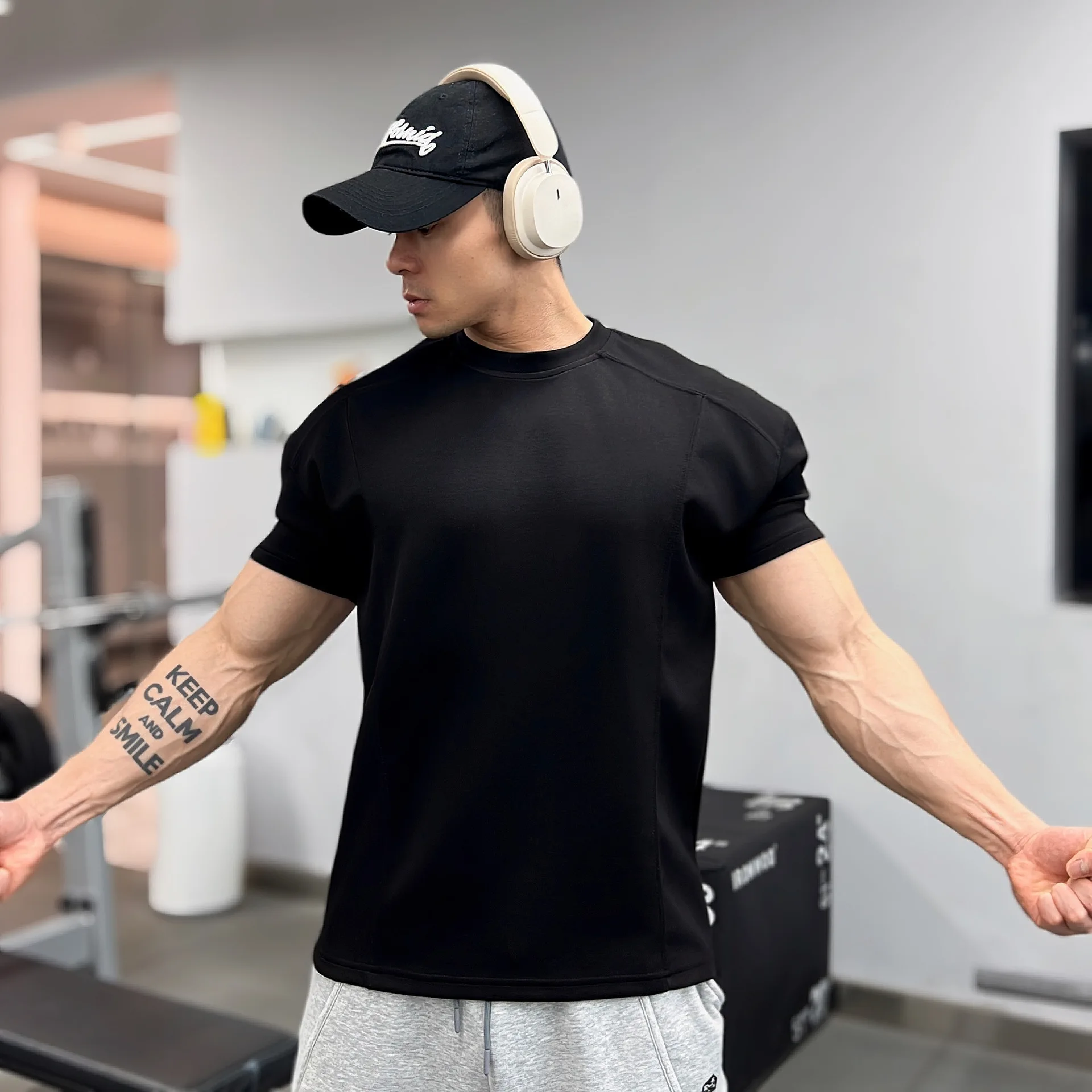 High Quality Autumn Men Long Sleeved T-Shirt Fashion Sport Round Collar Fitness Running Mesh Breathability Training T-Shirt Men