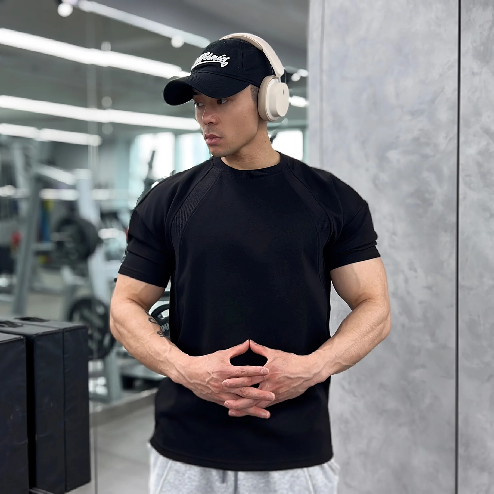 High Quality Autumn Men Long Sleeved T-Shirt Fashion Sport Round Collar Fitness Running Mesh Breathability Training T-Shirt Men
