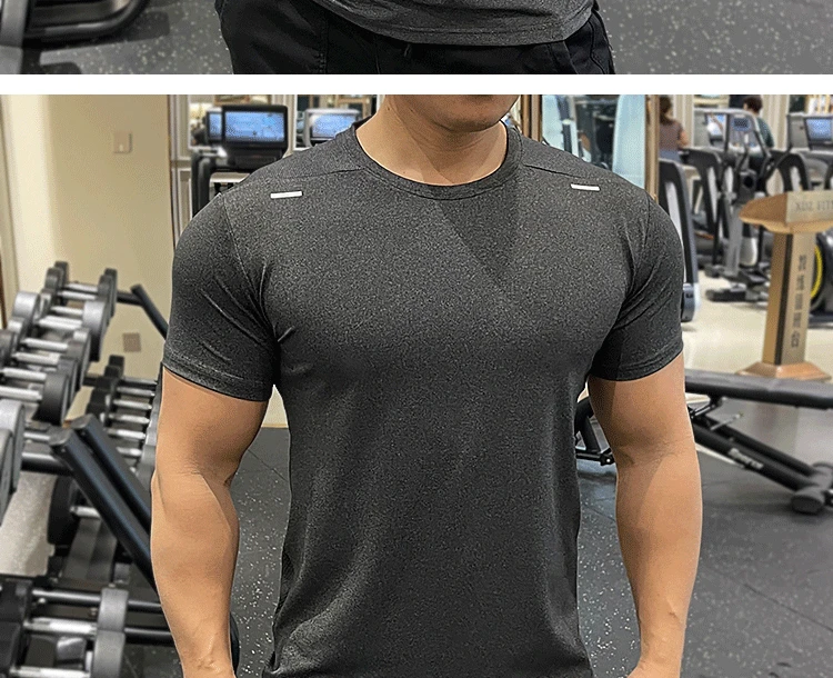 Summer Running Gym Men Shirt short Sleeve Tees elastic Tight fit Sports training Fitness Quick dry spandex Ice silk T Shirt