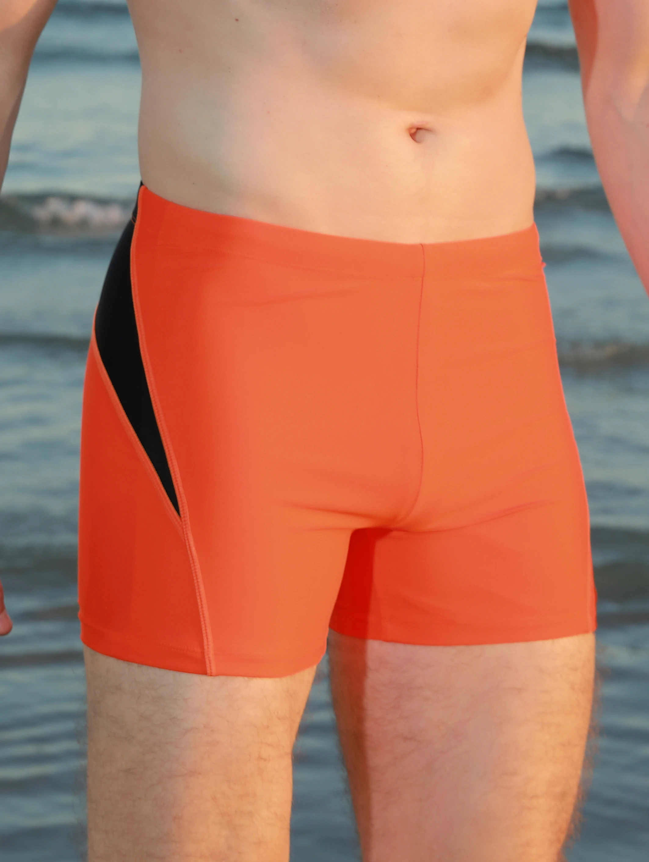 Men's sports tight fitting swimsuit, plain angle solid color patchwork, contrasting classic style - elastic swimsuit