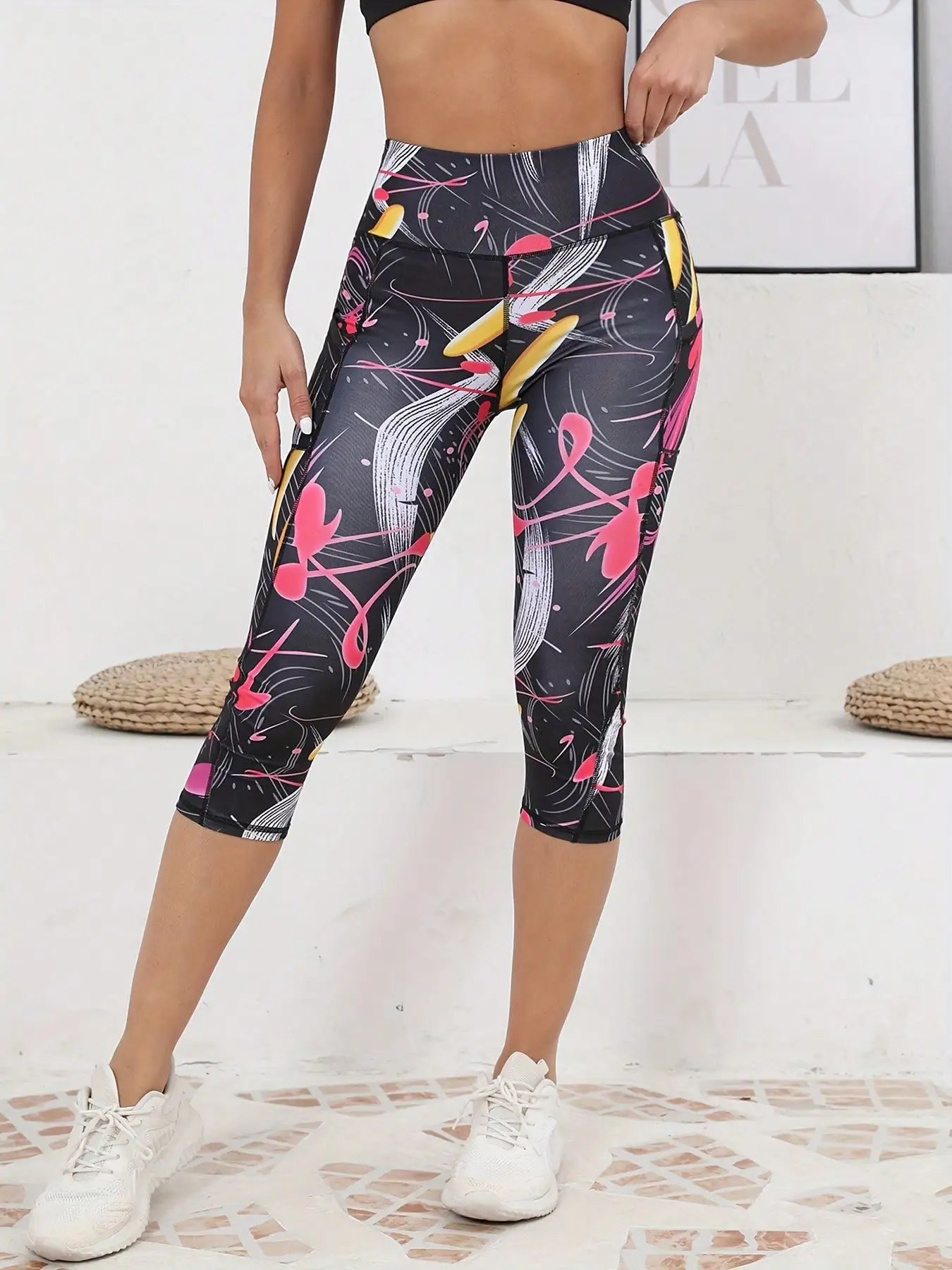 Printed Women's Leggings with Pockets High Waist Yoga Pants Fitness Running Exercise Leggings