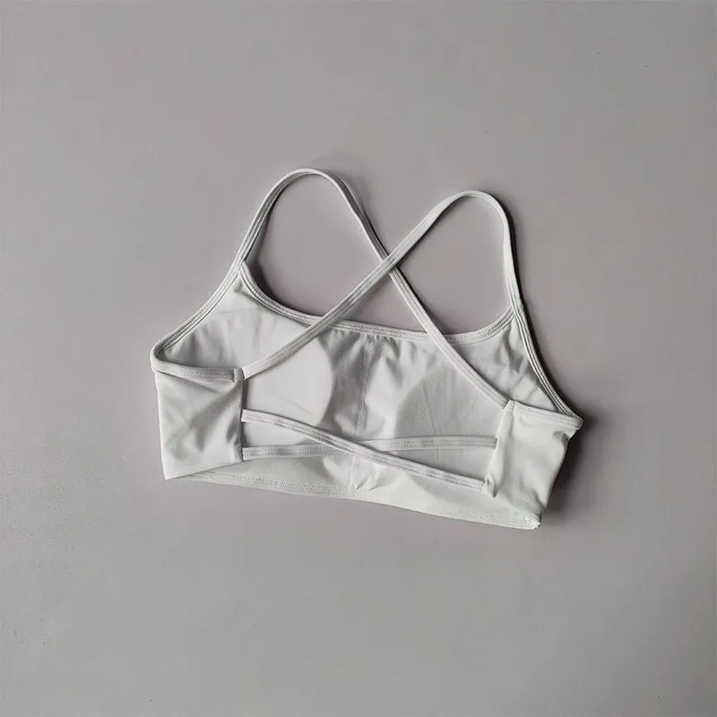 Women's Solid Color Fitness Bra Soft Cross Back Gym Sports Top with Chest Pad Push-Up Yoga Vest Sport Bra Yoga Gym Crop Top
