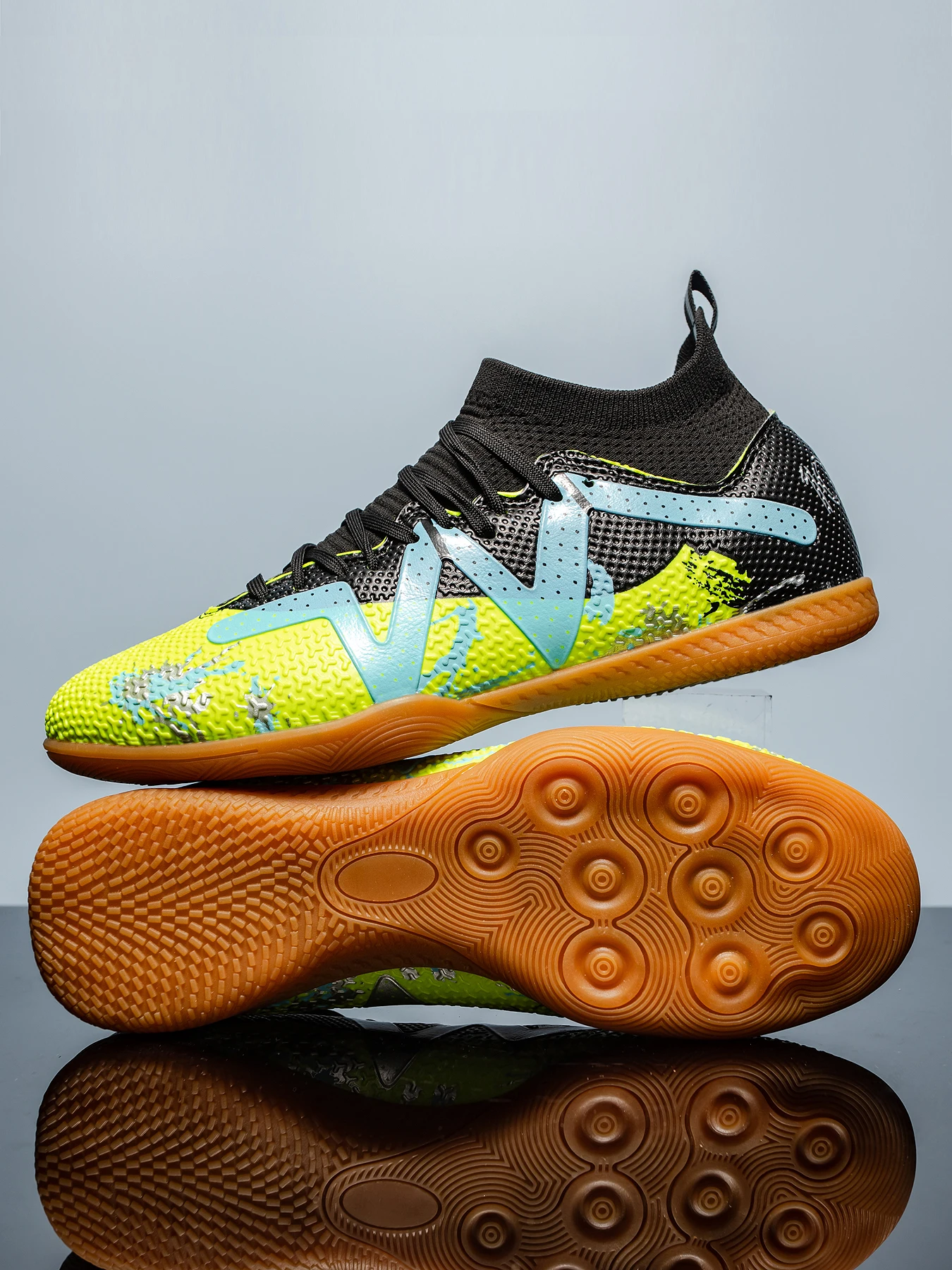 Premium Cushioned IC Indoor Football Cleats, Shock‑Absorbing Rubber Flat Sole, Comfort Fit for Adult 5‑A‑Side Indoor Training