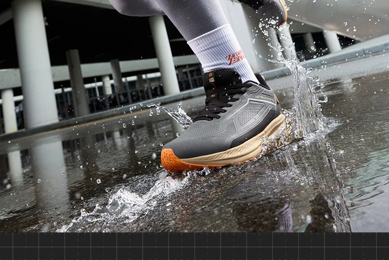361 Degrees Fengyi Rainblock Men Running Shoes Water Repellent Anti-Slip Grippy Cushioning Airy Male Sneakers 672532231